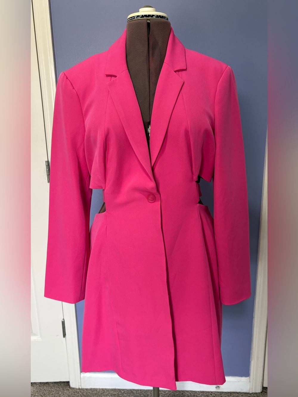 BCBG Fuchsia Cutout Long Sleeve Blazer Dress